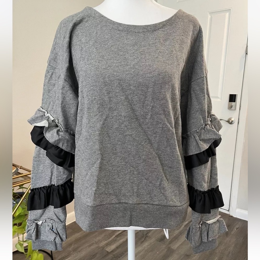 NWOT J Crew H1834 Heather Gray Ruffle Sleeve Sweatshirt Pullover Sweater M